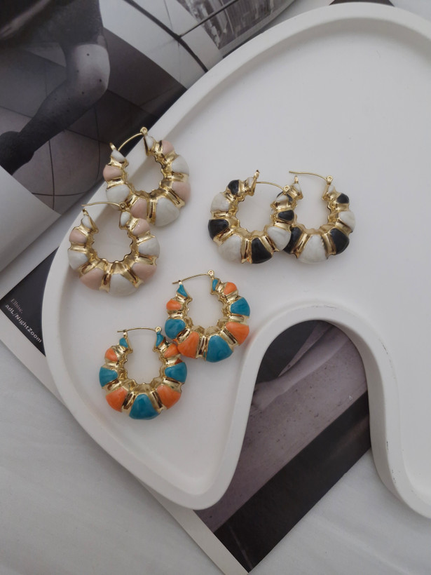 گوشواره گرد رنگی طلایی